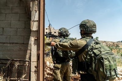 החיפושים אחר המחבלים, היום (צילום דובר צה"ל)