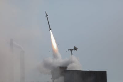 דיווח: ארה"ב עורכת ניסויים במערכת כיפת ברזל