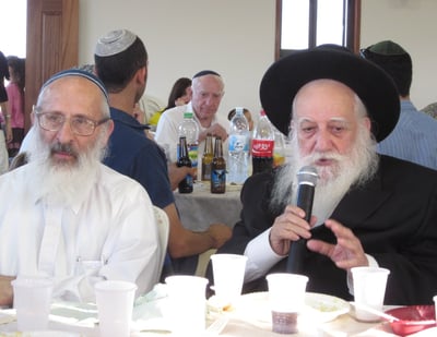 הרב אויערבך זצ"ל ליד הרב אבינר