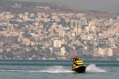 נעדר בכנירת: כוחות שיטור בחיפוש אחר גבר כבן 30