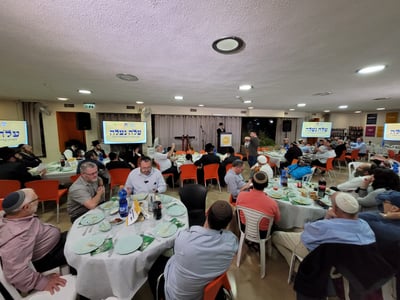מחדשים את סעודת הרמב"ם בעלייתו להר הבית