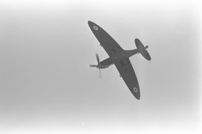 היום בהיסטוריה: מבצע הברחת הספיטפיירים לארץ