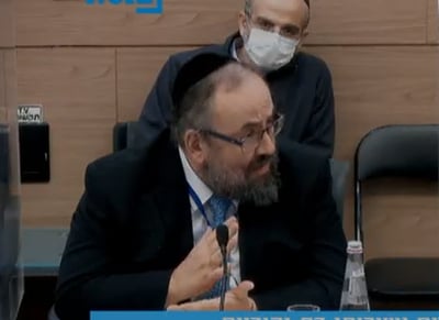 הרב ולר: "מגיירים גם מי שלא הולך עם כיסוי ראש"