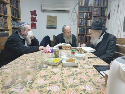 הרב טאו אצל הרב אלישמע כהן בישיבת חומש (מפלגת נעם)