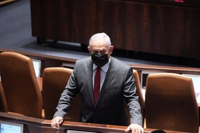 "האיראנים נלחמים כאריות, בנט ולפיד נכנעים כארנבות"