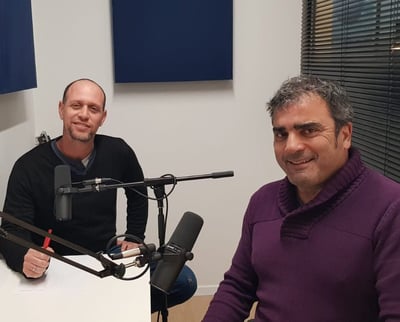מהגששים ועד טל פרידמן: צוללים להומור הישראלי עם ג'קי לוי
