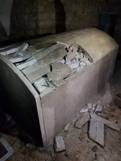 (שימוש לפי סעיף 27א)
