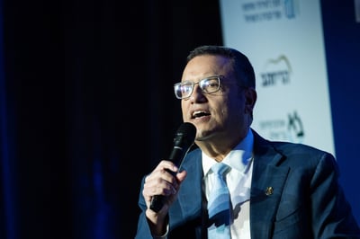 ליאון