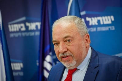 ליברמן מצהיר: "לא אשב איתו בשום ממשלה"