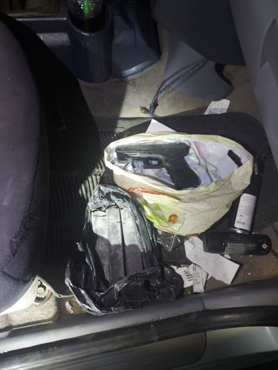 לפני רצח? המשטרה תפסה ערבים עם אקדח טעון