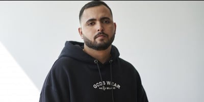 סיבה לדאגה? הזמר מפרסם תהילים ובקשה לתפילה