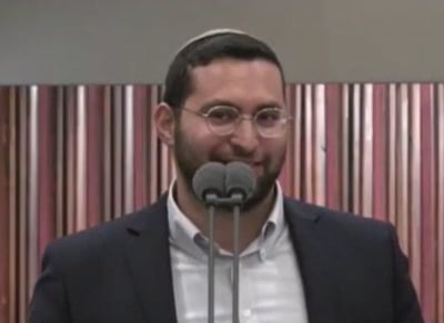 "אפשר גם בוואטסאפ" | הח"כ הסרוג חשף את מספרו האישי