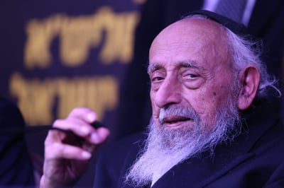 התפללו לרפואתו: החמרה במצבו של הרב בעדני