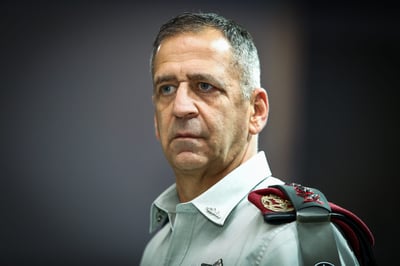 בהצלחה: הג'וב החדש של אביב כוכבי