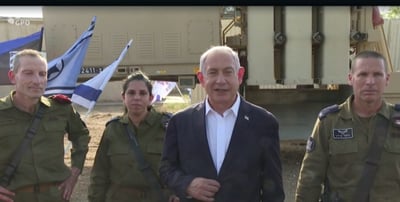 נתניהו בבסיס הגנה אווירית: 'מי שבא לפגוע בנו דמו בראשו'
