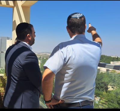 שר הבריאות: "להכשיר יותר סטודנטים לרפואה"