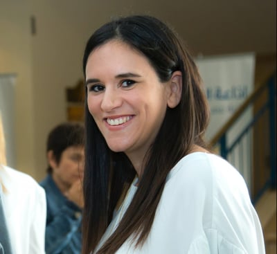 אמילי עמרוסי מעדכנת על מצבו הרפואי של בנה