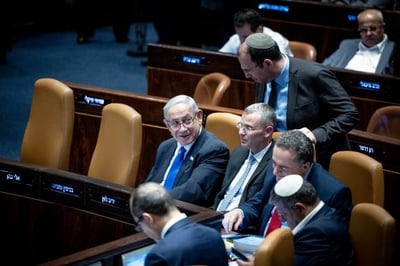 עלו על עץ גבוה: למה הפעם הקואליציה מתעקשת?