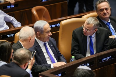 גלנט וסמוטריץ' דוחקים בנתניהו, לוין מסרב לפשרה