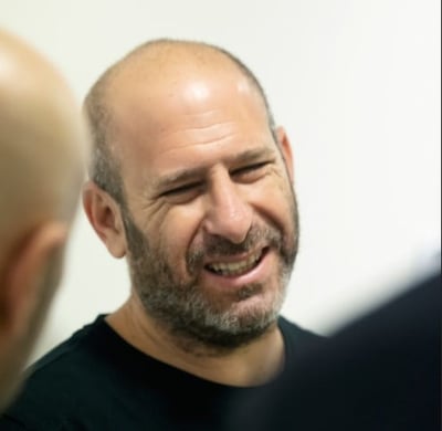 חנוך דאום לקולגה: מבטיח להתפלל; רפואה שלמה