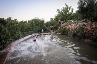 השרה הודיעה על הפרדה במעיינות. אז מה מעכב?