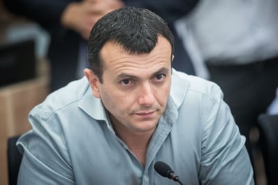 שטראוס בלחץ: המנכ"ל הסרוג מפרסם אגרת