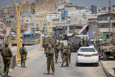 סכנה ממשית לחייו: ישראלי חולץ מלב חברון