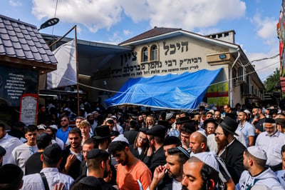 סוכות נגד המימון של אומן: "פרוטקשן למדינות אחרות"