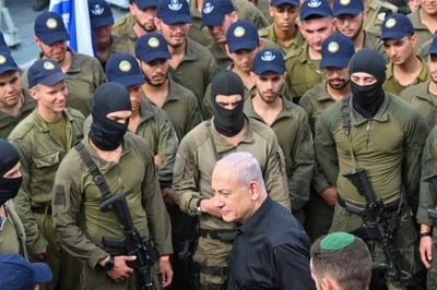 נתניהו עם הלוחמים (קובי גדעון/לע"מ)