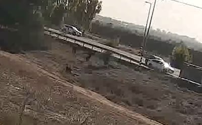 תיעוד: קרבות השוטרים מול המחבלים בקיבוץ רעים. צפו