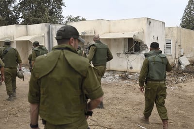 לוחמים בקיבוץ כפר עזה