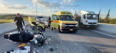 רוכב אופנוע נפצע קשה בתאונה סמול לגבעת כ"ח