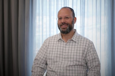 הבחירות בקריית ארבע: הכר את המועמד – אליעזר רודריג
