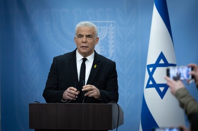 לפיד מגיב לנתניהו: "איתך נפסיד במלחמה"