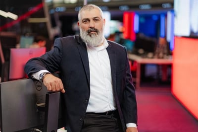 (צבי יחזקאלי,
