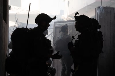 מחסלים מחבלים במנהרות: חטיבת הנח"ל נלחמת ברפיח