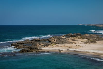 משרד הבריאות הודיע: אזהרת רחצה בחוף דור