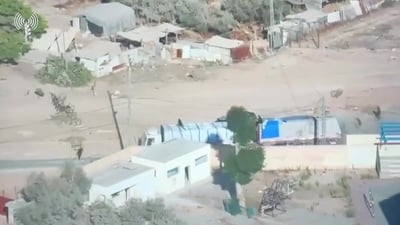 תיעוד: חוסלו מחבלים שניסו להשתלט על משאיות הסיוע
