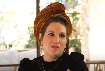 הדסה בן ארי: "אנחנו עין פה, עין שם. קצת פוזלים"
