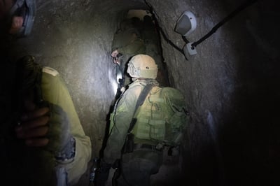 800 מטר מתחת לקרקע: צה"ל פשט על מפקדת רדואן בלבנון
