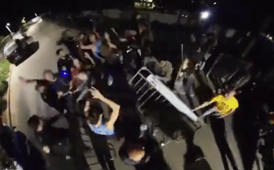 קיסריה: פעילי שמאל פרצו את הגדרות לביתו של רה"מ