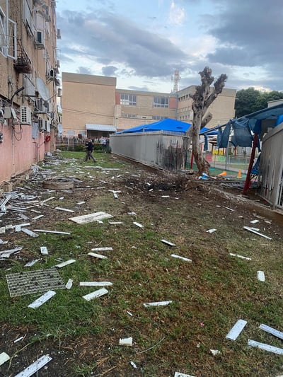 מטח כבד לגליל המערבי: פגיעה ישירה בגן ילדים בעכו