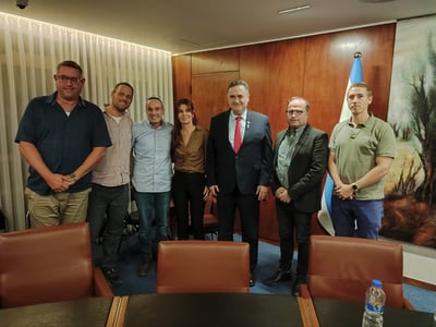 שר הביטחון למשפחות השכולות: מחויבים לחסל את חמאס