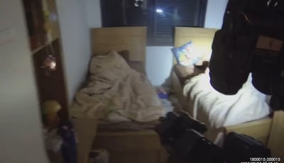 צפו בתיעוד: מסתערבי מג"ב עצרו בשכם מחבל שהתחבא בארגז מצעים