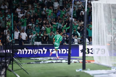 המשחק בסמי עופר: נעצר מדליק אבוקה וחולקו קנסות של 4,000 ש"ח
