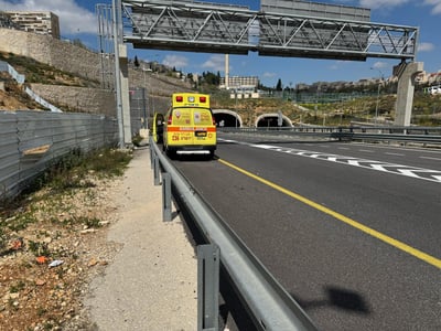 תאונת עבודה קשה: הרוג ופצוע במחלף כביש 16 בירושלים