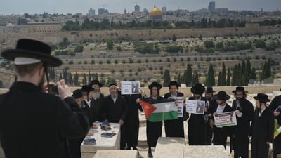 "דה האן: קול מחוץ לזמן" – דמות שסירבה להיות מוגדרת