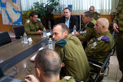 שר הביטחון חשף: זה השלב הבא במלחמה עם איראן