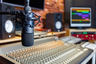 השדר הוותיק חושף את מצבו הרפואי