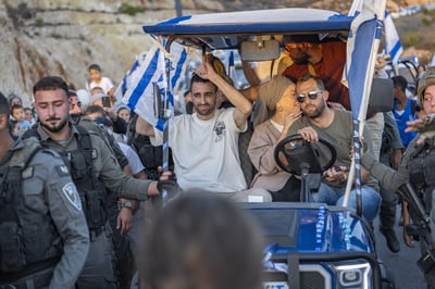 היציאה מהתיבה: האור שבפתח והאחריות לבנות עולם שלא יחזור לחטא